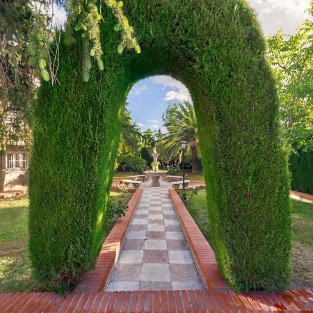Villa Granada Garden Deluxe