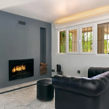 Granada Garden Deluxe Villa